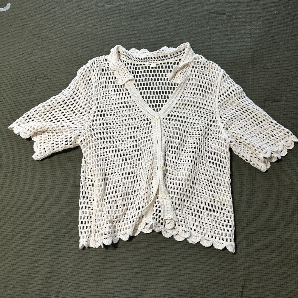 Crochet short sleeve cardigan/blouse
